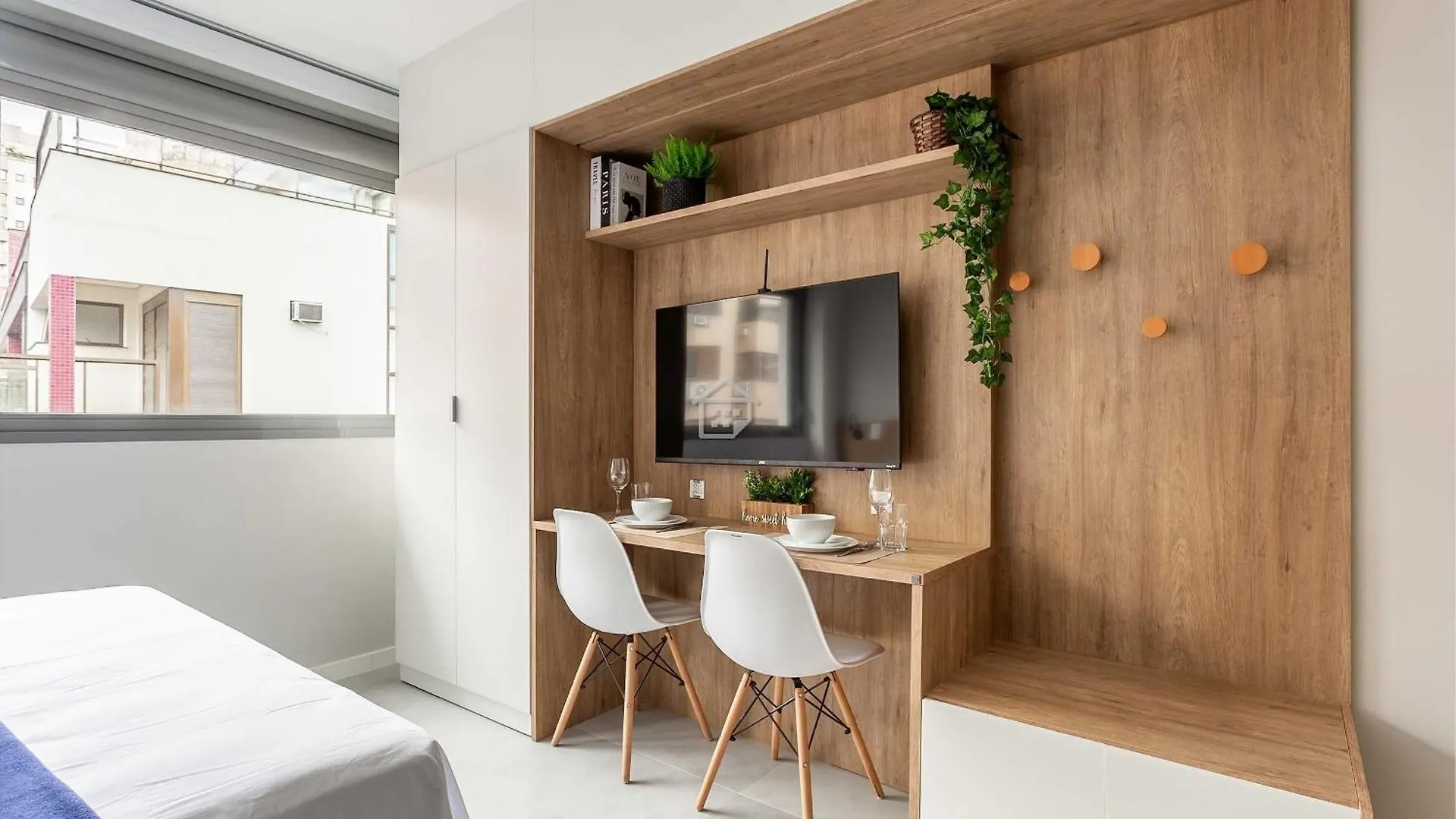 Apartamento Completo Localizado Em Um Dos Melhores Bairros De Porto Alegre. Apartment