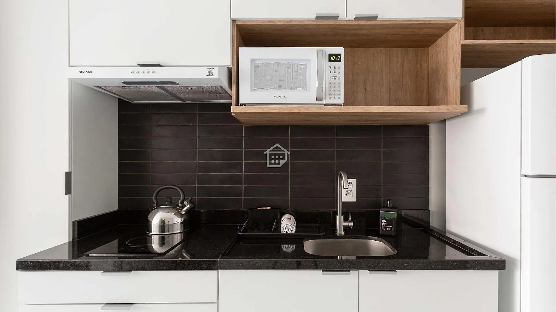 Apartment Apartamento Completo Localizado Em Um Dos Melhores Bairros De Porto Alegre.